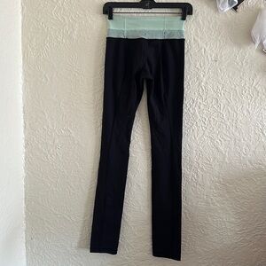 Lululemon Black Mint Green Stripe Waist Leggings 2 Slimming Stripes Long Tall